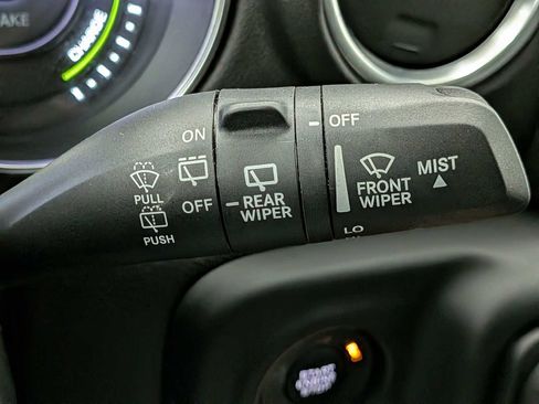 Used 2023 Jeep Wrangler Sahara w/ Cold Weather Group image 27