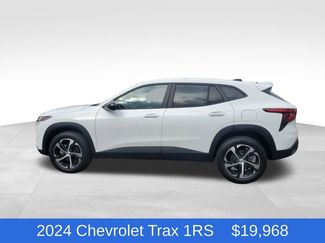 Certified 2024 Chevrolet Trax RS w/ Driver Confidence Package FWD video 2