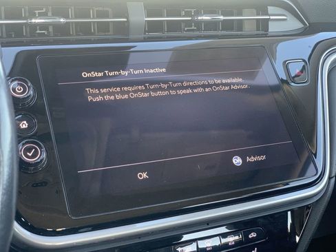 Certified 2022 Chevrolet Bolt EUV LT w/ Comfort Package image 12