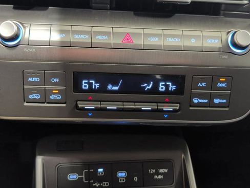 New 2026 Hyundai Kona SEL Premium image 17