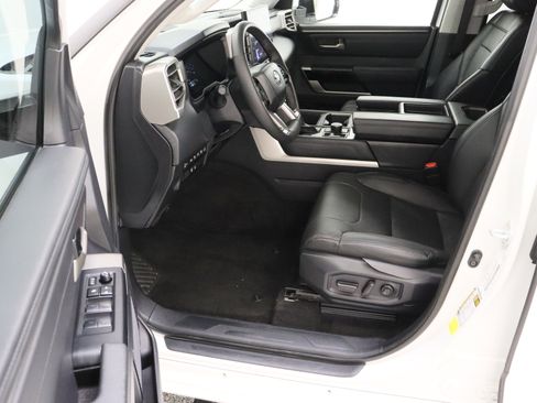 Used 2023 Toyota Tundra Limited AWD/4WD image 14