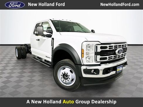 New 2025 Ford F550 4x4 Supercab Super Duty image 1