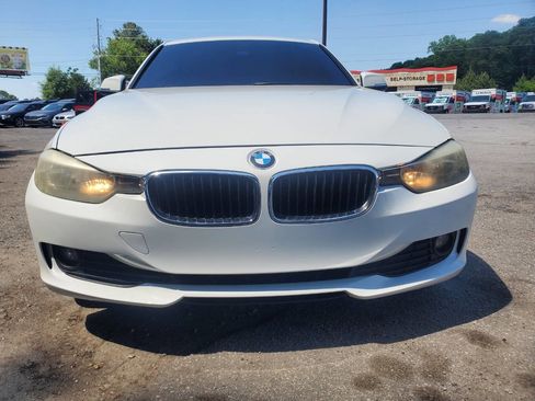 Used 2015 BMW 320i Sedan RWD image 2