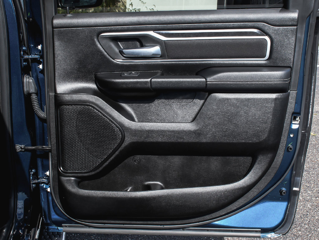 Used 2023 RAM 1500 Big Horn AWD/4WD image 12
