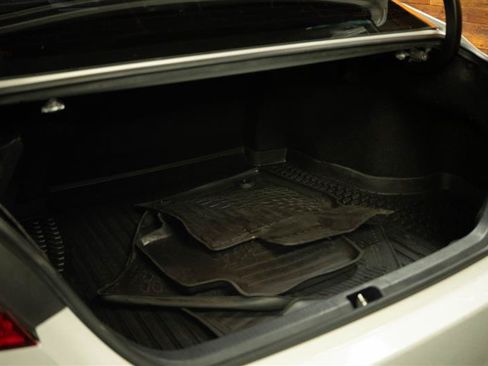 Used 2023 Toyota Camry SE w/ Convenience Package FWD image 7
