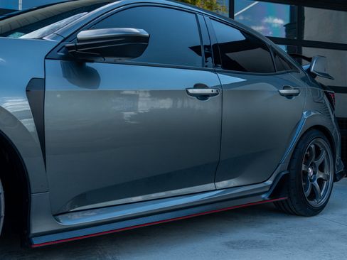 Used 2019 Honda Civic Type R image 5