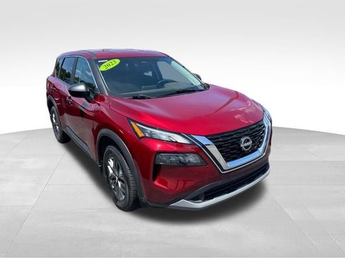 Used 2023 Nissan Rogue S AWD/4WD image 6