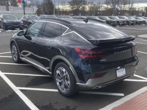 New 2025 Genesis GV60 Advanced image 4