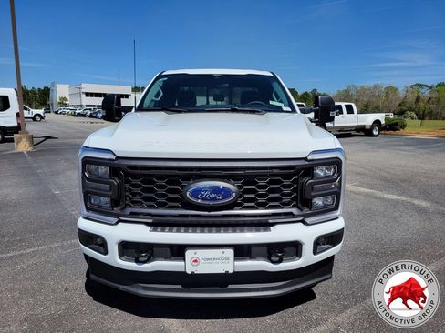 New 2025 Ford F350 XL w/ STX Appearance Package AWD/4WD image 9