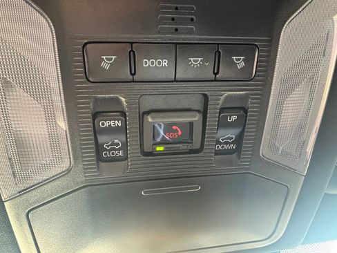 Used 2024 Toyota RAV4 XSE w/ Weather Package AWD/4WD image 17