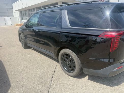 Used 2025 Kia Carnival SX Prestige FWD image 6