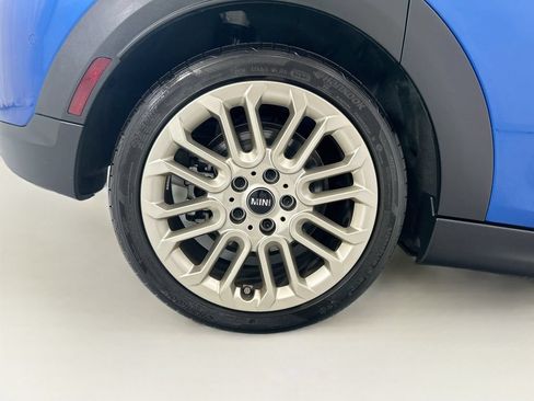Used 2026 MINI Cooper 4-Door Hardtop FWD image 35