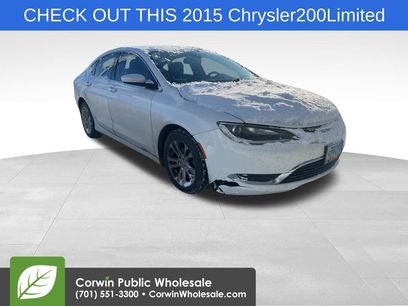 Used 2015 Chrysler 200 Limited w/ Convenience Group