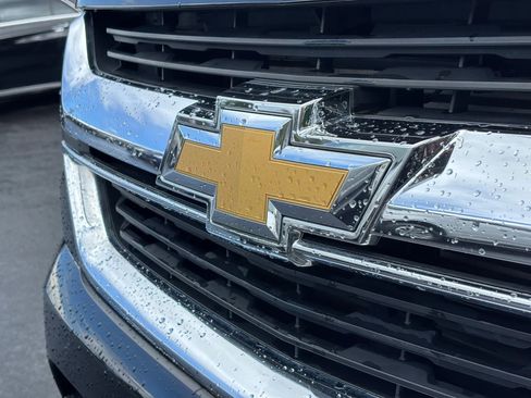 Used 2018 Chevrolet Colorado W/T w/ WT Convenience Package AWD/4WD image 11