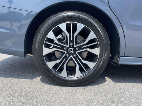 Used 2026 Honda Odyssey Elite image 7