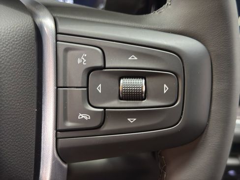 New 2025 GMC Sierra 2500 SLT w/ SLT Convenience Package image 29