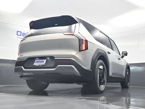 New 2026 Kia EV9 Wind AWD/4WD image 47