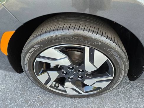 Used 2024 Kia Soul GT-Line FWD image 26