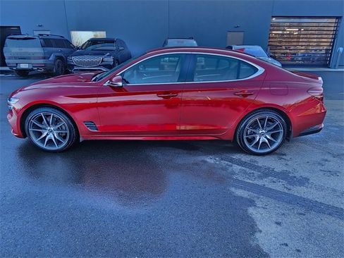 Used 2023 Genesis G70 2.0T image 30