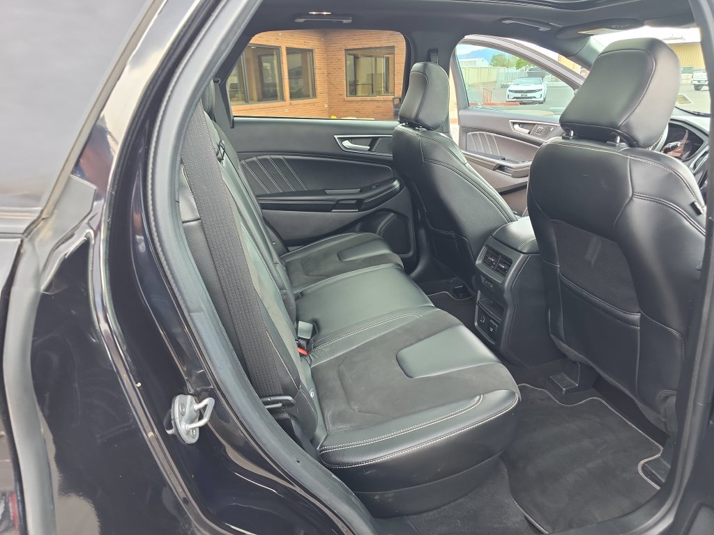 Used 2022 Ford Edge ST w/ Equipment Group 401A AWD/4WD image 34