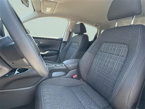 New 2026 Honda HR-V LX image 9