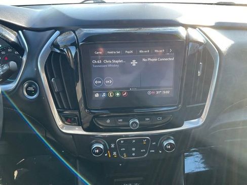 Used 2022 Chevrolet Traverse LT AWD/4WD image 19