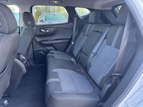 Used 2023 Chevrolet Blazer LT AWD/4WD image 29