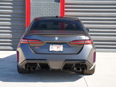 Used 2026 BMW M5 w/ Carbon Package image 5