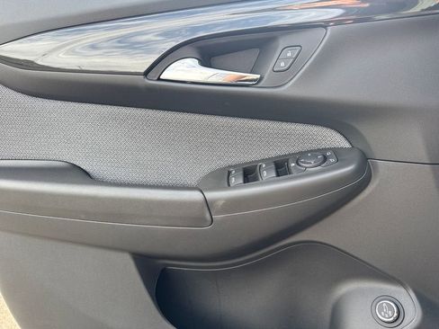 New 2026 Chevrolet TrailBlazer LT w/ Convenience Package FWD image 18