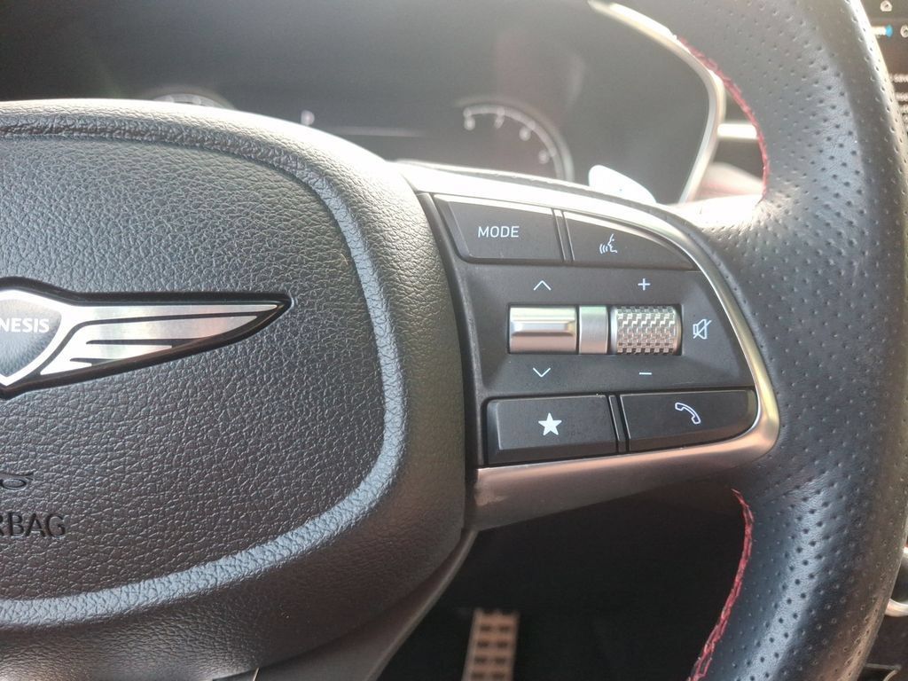 Used 2024 Genesis G70 2.5T w/ Sport Prestige Package RWD image 18
