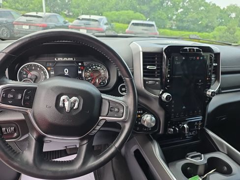 Used 2023 RAM 1500 Laramie AWD/4WD image 10