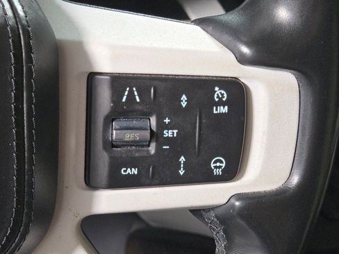 Used 2020 Land Rover Defender 110 HSE image 25