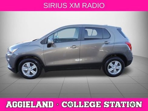 Certified 2021 Chevrolet Trax LS w/ Tint and Cruise Package image 7