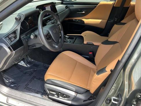 Certified 2023 Lexus ES 350 w/ Accessory Package (Z2) FWD image 9