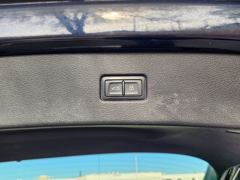 Used 2017 Audi Q7 2.0T Premium Plus w/ Premium Plus Package image 21