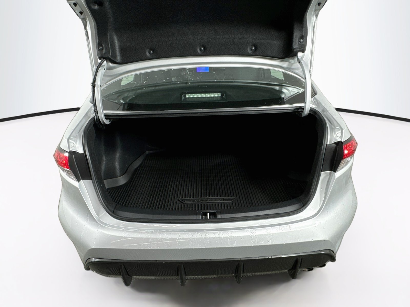 Used 2024 Toyota Corolla SE FWD image 24