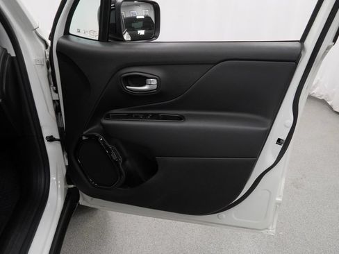 Certified 2023 Jeep Renegade Altitude AWD/4WD image 45
