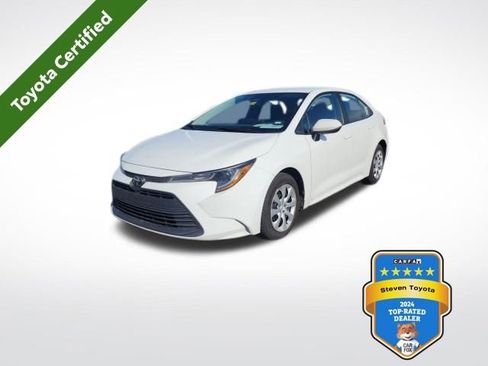 Used 2024 Toyota Corolla LE image 1