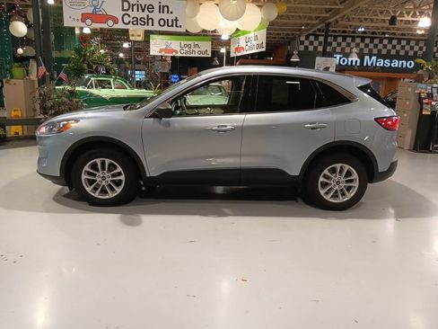 Used 2022 Ford Escape SE AWD/4WD image 13