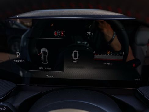 New 2026 Nissan Kicks SR image 28