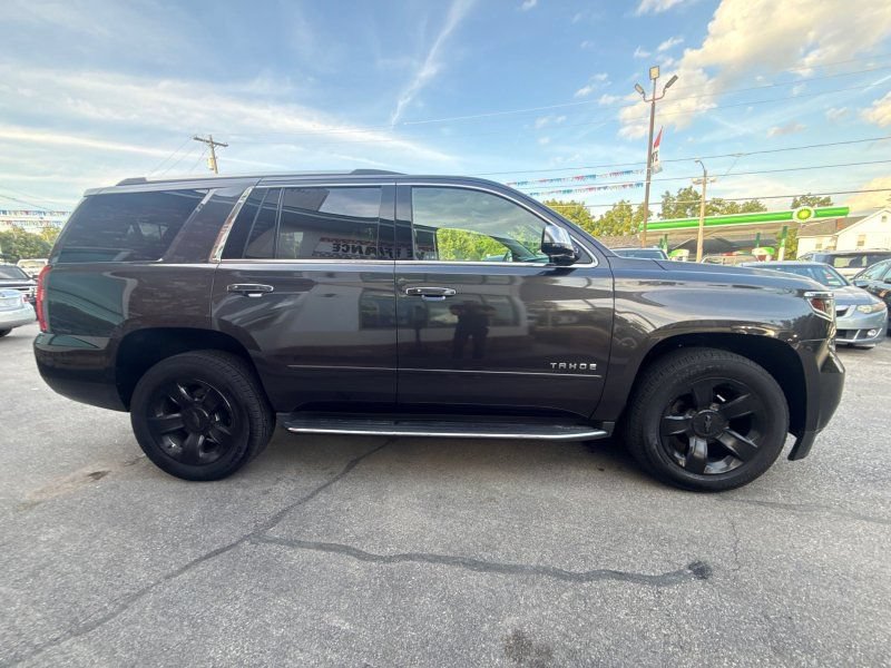 Used 2017 Chevrolet Tahoe Premier AWD/4WD image 4