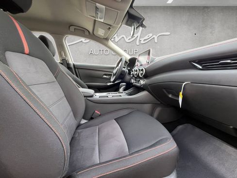 New 2025 Nissan Sentra SR image 24