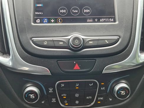 Used 2020 Chevrolet Equinox LT AWD/4WD image 14