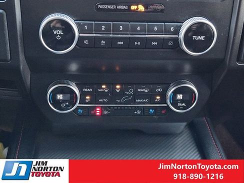 Used 2021 Ford Expedition Limited image 21