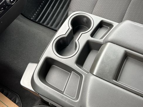 Used 2024 Chevrolet Silverado 1500 LT image 21