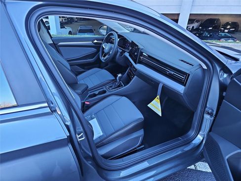 New 2026 Volkswagen Jetta SE image 28