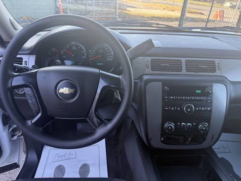 Used 2012 Chevrolet Tahoe 4WD image 13