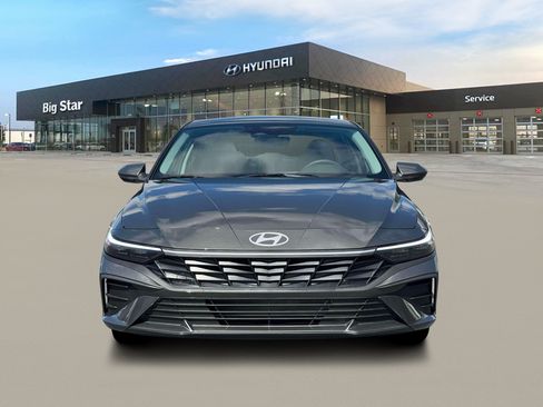 New 2026 Hyundai Elantra SE FWD image 12