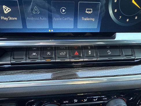 Used 2025 Chevrolet Silverado 1500 LT Trail Boss w/ Convenience Package II image 26