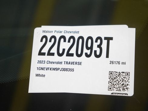 Used 2023 Chevrolet Traverse LS w/ Safety Package image 28